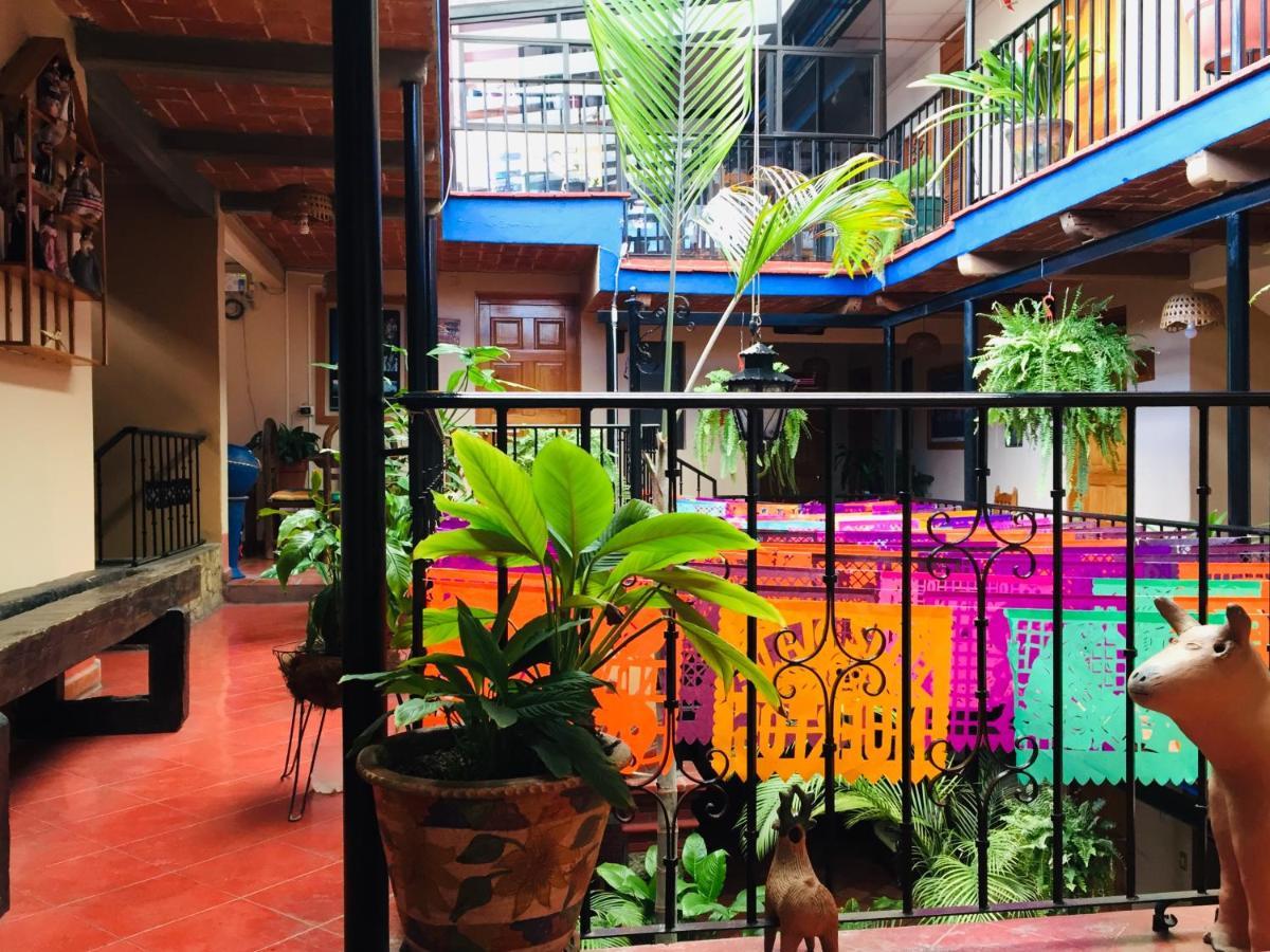 Hotel Cazomalli Oaxaca エクステリア 写真